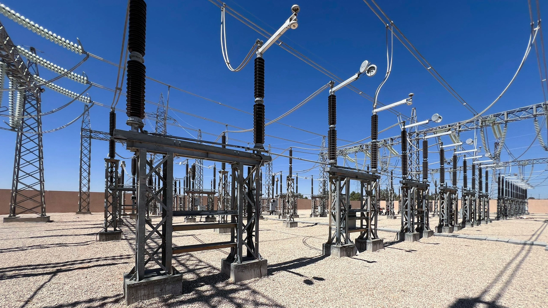 Al-Owaynia 220 KV AIS Substation3