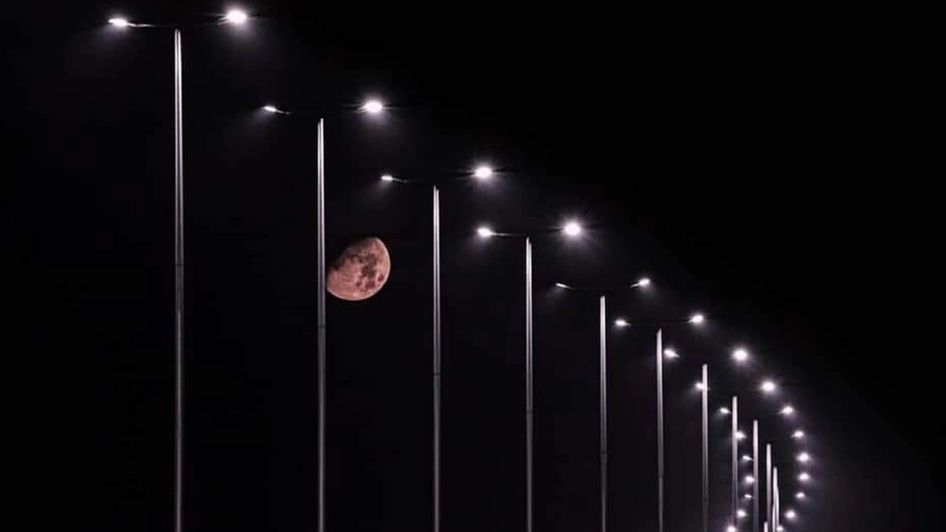 Cairo-Ismailia Road Smart Lighting