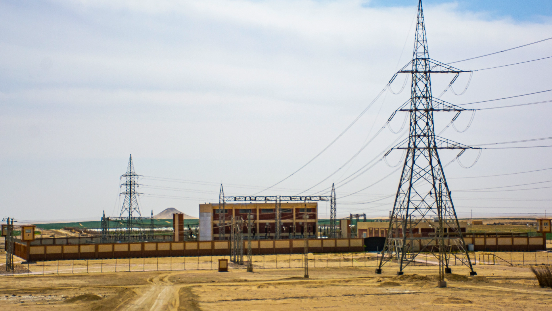 Egypt’s Future Agriculture 40 km - 220 kV double-circuit 2